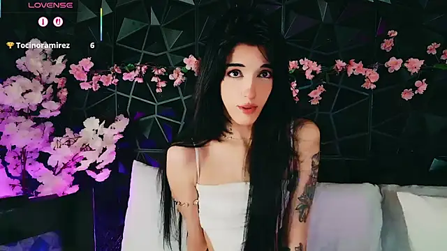 Snapshot of Finibondi chatting on September 16, 2025, 7:20 am Finibondi online show from September 16, 2025, 7:20 am