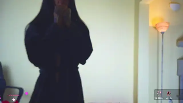 Snapshot of Finibondi chatting on March 10, 2025, 7:55 am Finibondi online show from March 10, 2025, 7:55 am