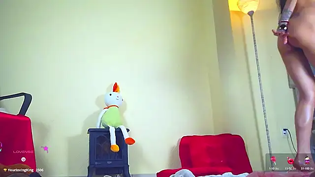 Snapshot of Finibondi chatting on March 14, 2025, 10:39 am Finibondi online show from March 14, 2025, 10:39 am