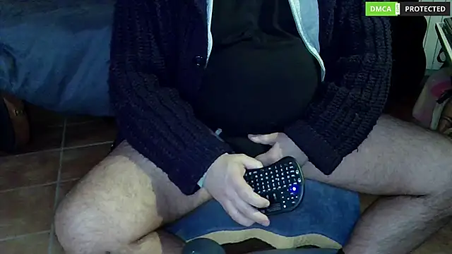 Snapshot of MultiOrgasmicLover chatting on February 14, 2025, 8:42 am MultiOrgasmicLover online show from February 14, 2025, 8:42 am