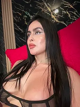 Snapshot of Alexandra_duque chatting on May 6, 2026, 9:19 pm Alexandra duque online show from May 6, 2026, 9:19 pm