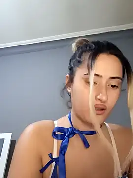 Snapshot of afrodizyak chatting on February 12, 2025, 8:29 pm afrodizyak online show from February 12, 2025, 8:29 pm