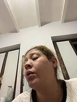 Snapshot of andreinitahg chatting on January 11, 2025, 11:46 pm andreinitahg online show from January 11, 2025, 11:46 pm