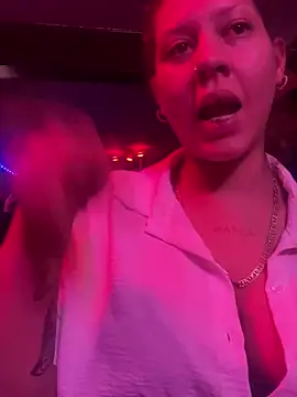 Snapshot of andreinitahg chatting on December 11, 2024, 7:36 pm andreinitahg online show from December 11, 2024, 7:36 pm