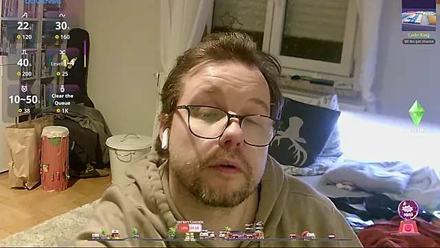 Snapshot of larsgessner30 chatting on April 25, 2026, 1:30 am larsgessner30 online show from April 25, 2026, 1:30 am