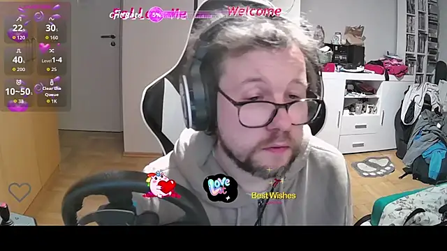 Snapshot of larsgessner30 chatting on November 3, 2025, 6:44 pm larsgessner30 online show from November 3, 2025, 6:44 pm