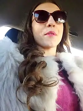 Milky flexy cat online show from March 18, 2025, 2:17 pm