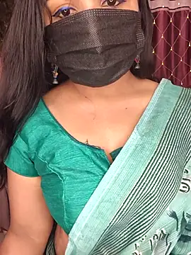 Tanvi-patil online show from October 17, 2025, 3:47 pm