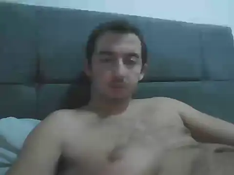 Snapshot of laynufff chatting on November 8, 2025, 5:16 pm laynufff online show from November 8, 2025, 5:16 pm