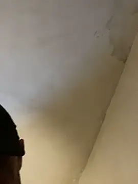 FumesClouds online show from April 12, 2026, 4:05 am