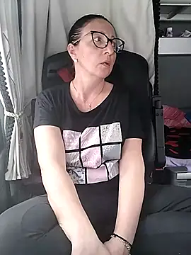 cuplubijoanna online show from March 27, 2026, 11:00 am