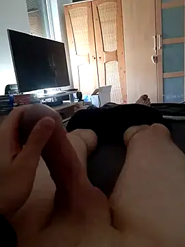 Snapshot of passion4it5 chatting on January 1, 2025, 11:38 am passion4it5 online show from January 1, 2025, 11:38 am