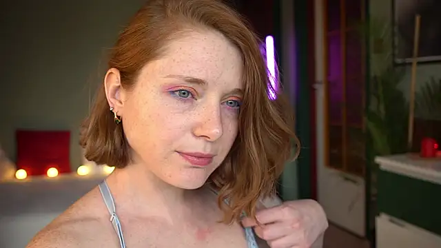 Snapshot of Your_phobia chatting on March 5, 2026, 2:13 pm Your phobia online show from March 5, 2026, 2:13 pm