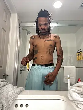 Snapshot of 1BeautyN1Beast chatting on November 6, 2025, 1:15 pm 1BeautyN1Beast online show from November 6, 2025, 1:15 pm