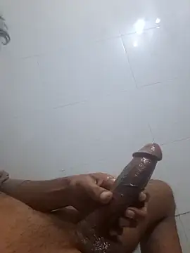 Snapshot of _BrownBoy_69_ chatting on January 10, 2026, 5:30 pm BrownBoy 69 online show from January 10, 2026, 5:30 pm