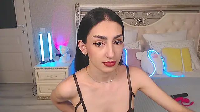 Snapshot of Lina_Robbins chatting on April 8, 2026, 12:01 am Lina Robbins online show from April 8, 2026, 12:01 am