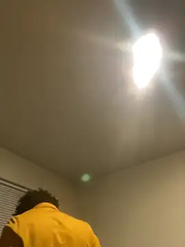 Snapshot of gaimov3r2024 chatting on December 21, 2025, 10:28 am gaimov3r2024 online show from December 21, 2025, 10:28 am