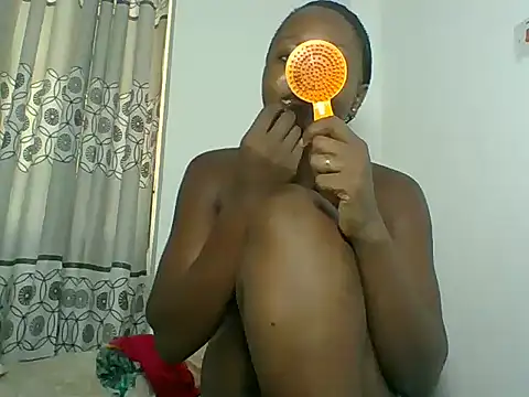 Snapshot of Chocolateskin4 chatting on April 24, 2026, 8:38 am Chocolateskin4 online show from April 24, 2026, 8:38 am