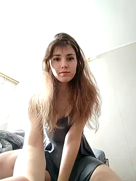 Bella Goddes online show from December 9, 2024, 12:45 am