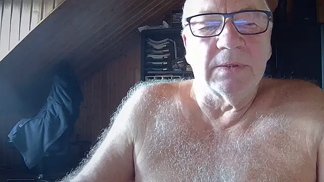 biggandybig online show from November 12, 2025, 10:08 am