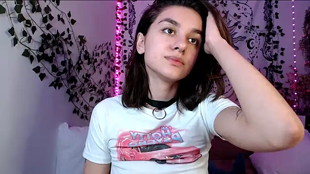 Snapshot of Celine_Dionn chatting on March 12, 2025, 2:45 pm Celine Dionn online show from March 12, 2025, 2:45 pm