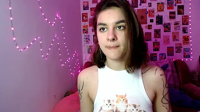 Snapshot of Celine_Dionn chatting on January 23, 2025, 10:32 am Celine Dionn online show from January 23, 2025, 10:32 am