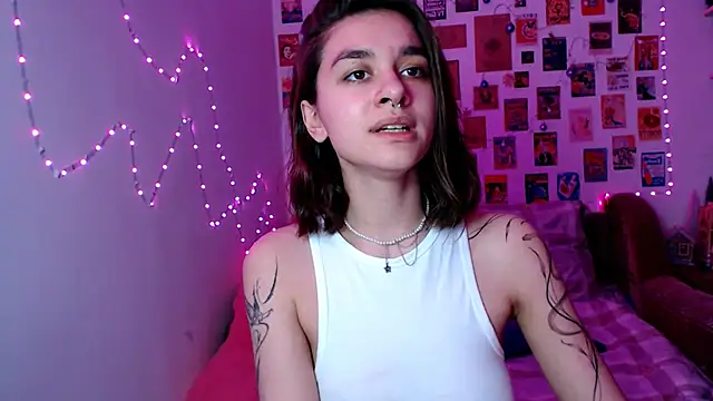 Snapshot of Celine_Dionn chatting on January 25, 2025, 12:37 pm Celine Dionn online show from January 25, 2025, 12:37 pm