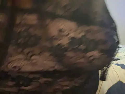 Snapshot of Missredboneo12 chatting on September 16, 2025, 3:24 pm Missredboneo12 online show from September 16, 2025, 3:24 pm