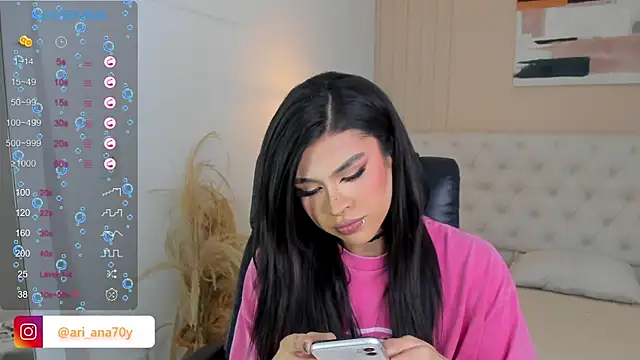 Snapshot of LOISE-XX chatting on March 28, 2026, 8:15 am LOISE-XX online show from March 28, 2026, 8:15 am