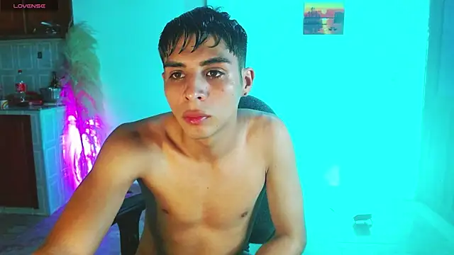 justin alexxx online show from January 29, 2025, 10:53 pm