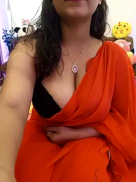Snapshot of Divya_girl chatting on April 18, 2026, 6:27 am Divya girl online show from April 18, 2026, 6:27 am