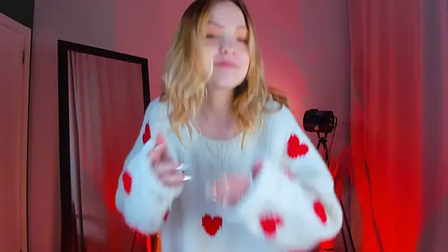 Snapshot of stay_with_alice chatting on January 29, 2025, 1:38 pm stay with alice online show from January 29, 2025, 1:38 pm