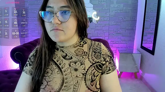 Snapshot of conniejames_m chatting on November 20, 2025, 12:28 pm conniejames m online show from November 20, 2025, 12:28 pm