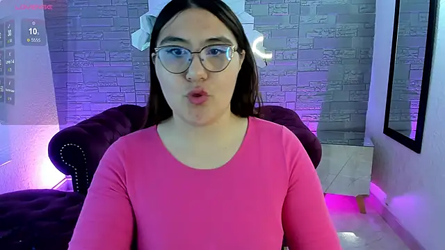 Snapshot of conniejames_m chatting on November 13, 2025, 12:53 pm conniejames m online show from November 13, 2025, 12:53 pm