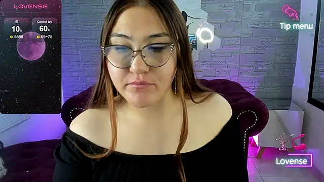 Snapshot of conniejames_m chatting on December 15, 2025, 12:55 pm conniejames m online show from December 15, 2025, 12:55 pm