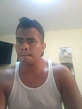 Snapshot of lozter345 chatting on April 8, 2026, 12:12 am lozter345 online show from April 8, 2026, 12:12 am