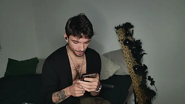 Snapshot of JackDesFeux chatting on November 15, 2025, 10:41 am JackDesFeux online show from November 15, 2025, 10:41 am