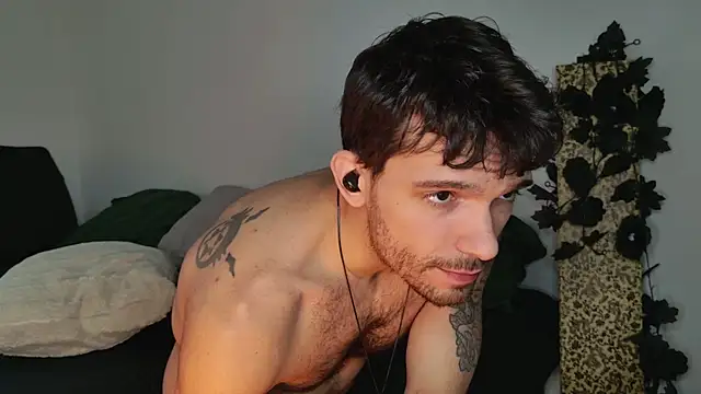 Snapshot of JackDesFeux chatting on November 17, 2025, 1:26 pm JackDesFeux online show from November 17, 2025, 1:26 pm