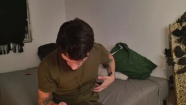 Snapshot of JackDesFeux chatting on November 19, 2025, 6:57 am JackDesFeux online show from November 19, 2025, 6:57 am