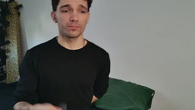 Snapshot of JackDesFeux chatting on February 1, 2026, 5:44 pm JackDesFeux online show from February 1, 2026, 5:44 pm