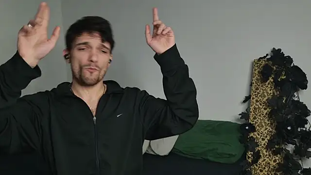 Snapshot of JackDesFeux chatting on November 23, 2025, 11:48 pm JackDesFeux online show from November 23, 2025, 11:48 pm