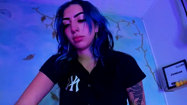 SaturnooStonee online show from April 2, 2026, 2:30 am