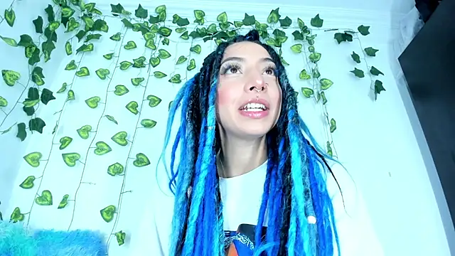 SaturnooStonee online show from December 28, 2024, 5:44 am