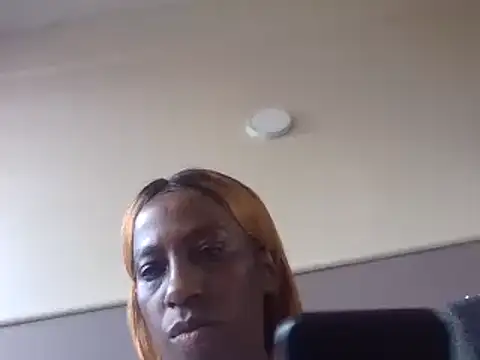 Snapshot of AfricanPrincesss2 chatting on January 8, 2025, 1:41 pm AfricanPrincesss2 online show from January 8, 2025, 1:41 pm