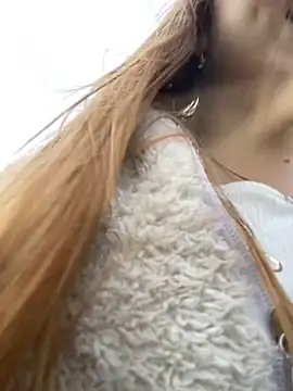 melody-dy online show from September 8, 2025, 10:09 pm