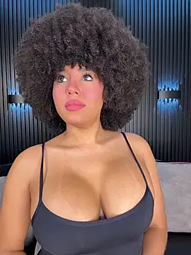 Snapshot of kendall_coxx chatting on April 26, 2026, 4:32 am kendall coxx online show from April 26, 2026, 4:32 am