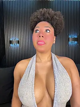 Snapshot of kendall_coxx chatting on April 18, 2026, 8:27 am kendall coxx online show from April 18, 2026, 8:27 am