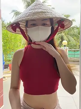 BabyThree  online show from November 23, 2025, 7:18 am