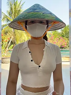 BabyThree  online show from March 21, 2026, 8:41 am