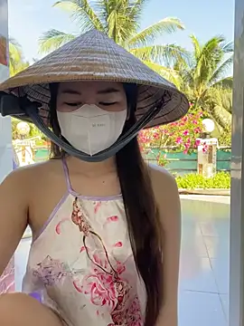 BabyThree  online show from March 14, 2025, 8:42 am